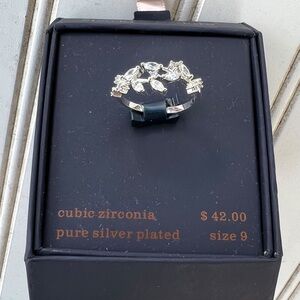 Cubic Zirconia Puré Silver Plated Ring Size 9